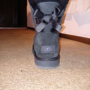Uggs Bailey Bow short